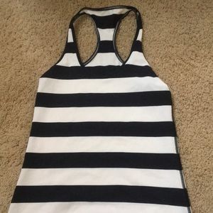 Lululemon cool racerback too. Size 6